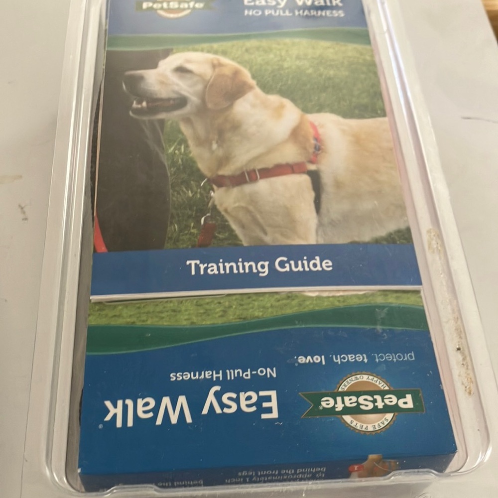 Easy walk pet safe harness large brand new